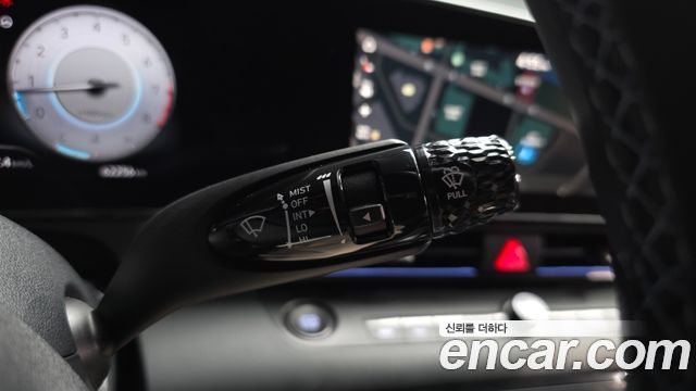 Hyundai AVANTE 2022 — photo 37