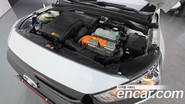 Hyundai Ioniq 2018 — photo 6