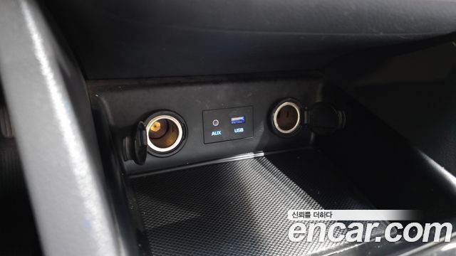 Hyundai Ioniq 2018 — photo 19