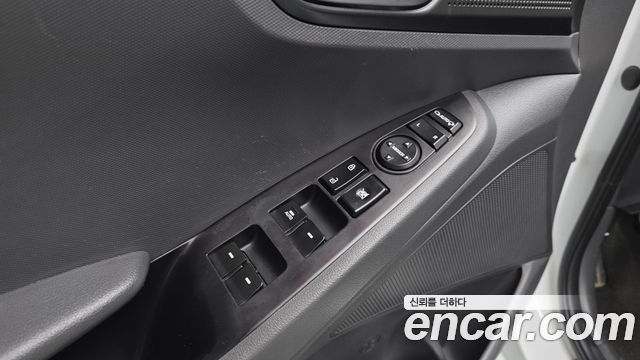 Hyundai Ioniq 2018 — photo 28