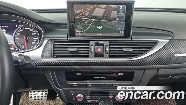 Audi A6 2016 — photo 12