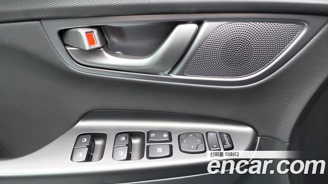 Hyundai Kona 2019 — photo 27