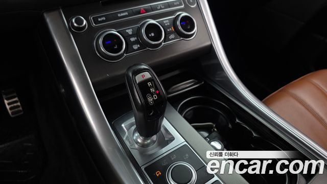 Land Rover Range Rover Sport 2016 — photo 9
