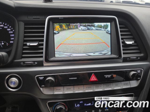 Hyundai Sonata 2018 — photo 10