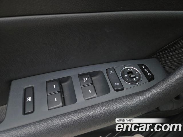 Hyundai Sonata 2018 — photo 18