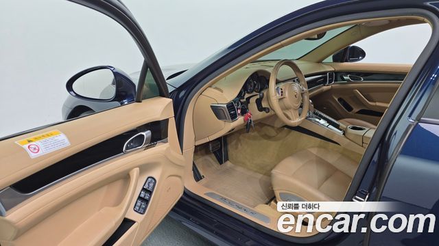 Porsche Panamera 2015 — photo 10