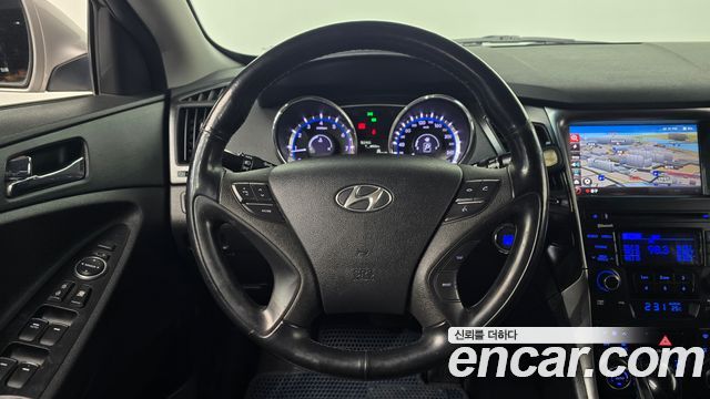 Hyundai Sonata 2014 — photo 19