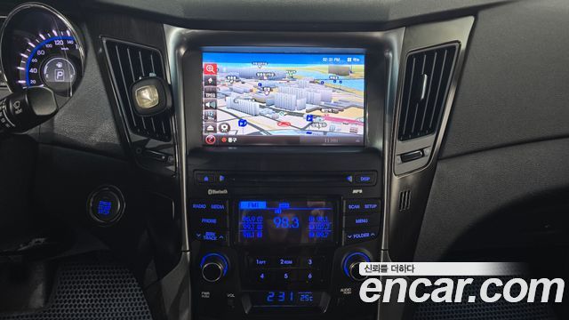 Hyundai Sonata 2014 — photo 21
