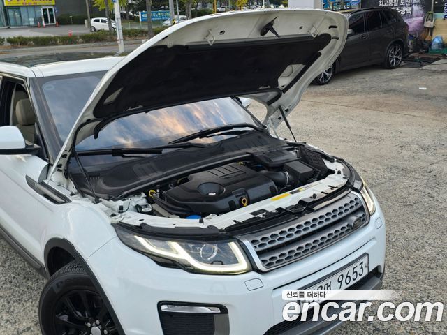 Land Rover Range Rover Evoque 2017 — photo 20