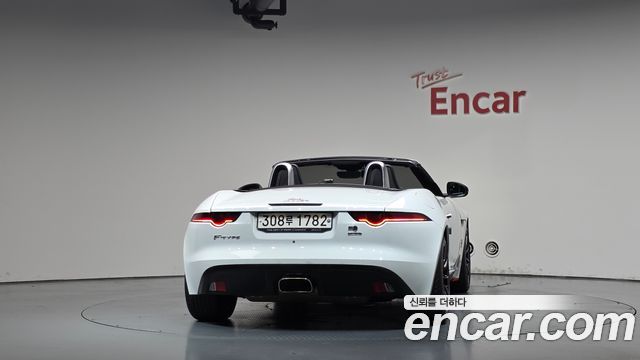 Jaguar F-TYPE 2020 — photo 4