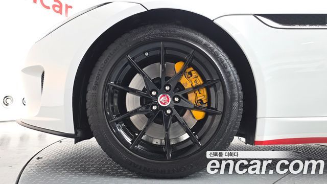 Jaguar F-TYPE 2020 — photo 5