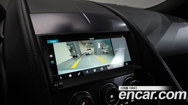 Jaguar F-TYPE 2020 — photo 21