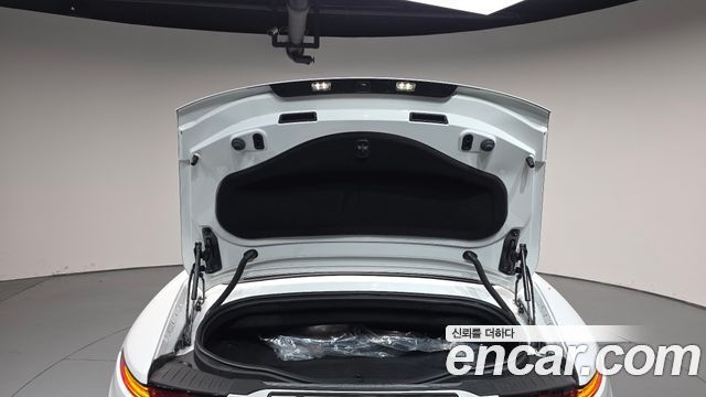 Jaguar F-TYPE 2020 — photo 26