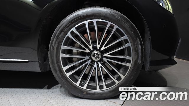 Mercedes-Benz S-Class 2026 — photo 7