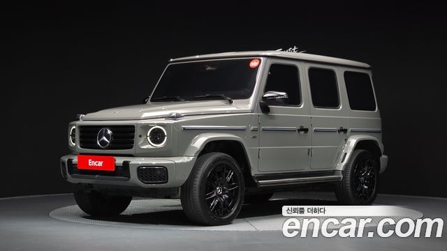 Mercedes-Benz G-Class 2025 — photo 1