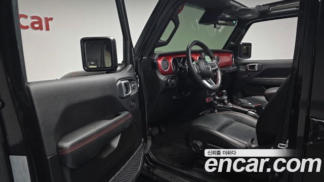 Jeep Wrangler 2022 — photo 13