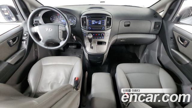 Hyundai Starex 2017 — photo 7