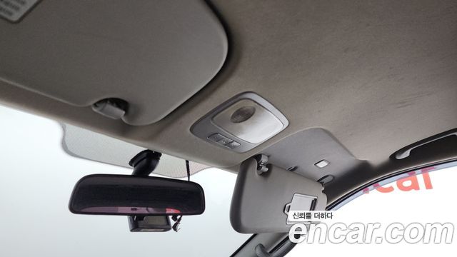 Hyundai Starex 2017 — photo 19