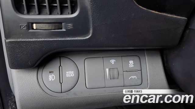 Hyundai Starex 2017 — photo 20