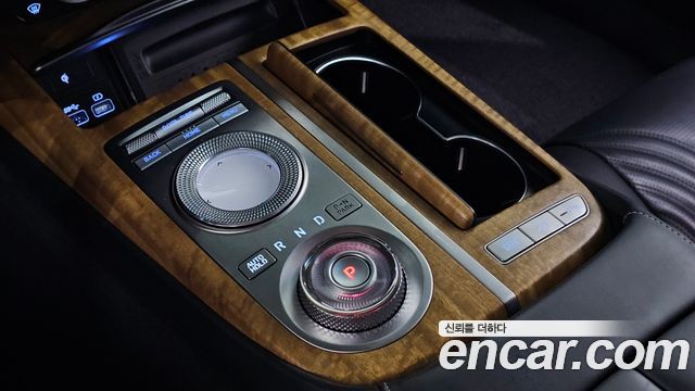 Genesis G80 2022 — photo 12