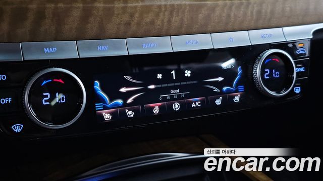 Genesis G80 2022 — photo 30