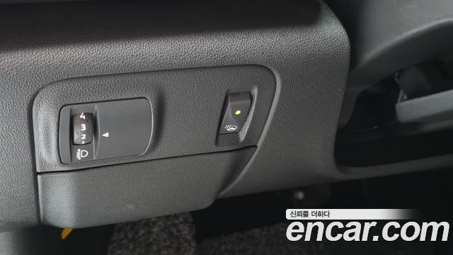 Renault Korea SM6 2019 — photo 28