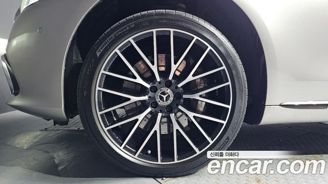Mercedes-Benz S-Class 2021 — photo 5