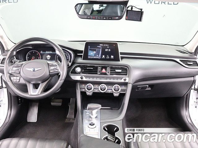 Genesis G70 2019 — photo 13