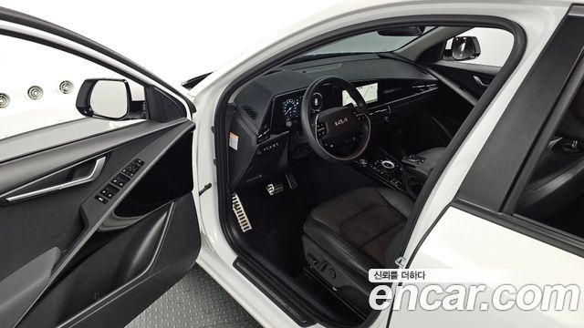 Kia Niro 2022 — photo 17