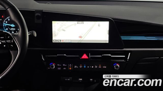 Kia Niro 2022 — photo 23