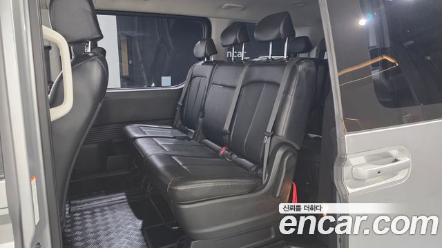 Hyundai Staria 2022 — photo 17