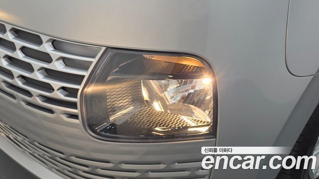 Hyundai Staria 2022 — photo 8