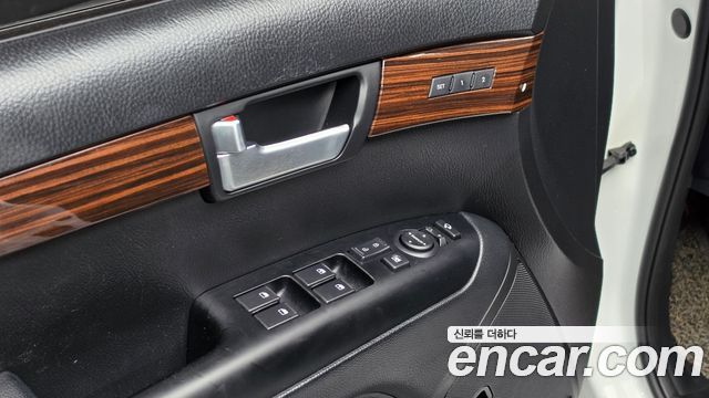 Kia Mohave 2018 — photo 17