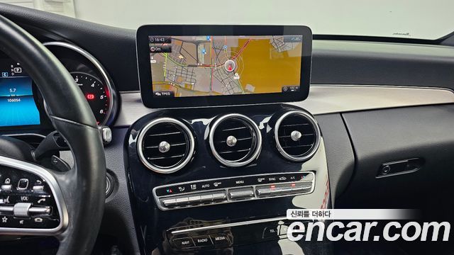 Mercedes-Benz C-Class 2020 — photo 20