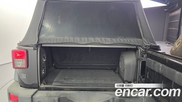 Jeep Wrangler 2007 — photo 20