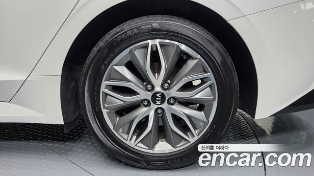 Kia K5 2020 — photo 7