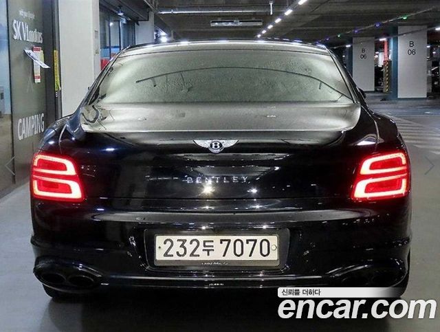 Bentley Flying Spur 2021 — photo 5