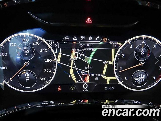 Bentley Flying Spur 2021 — photo 13