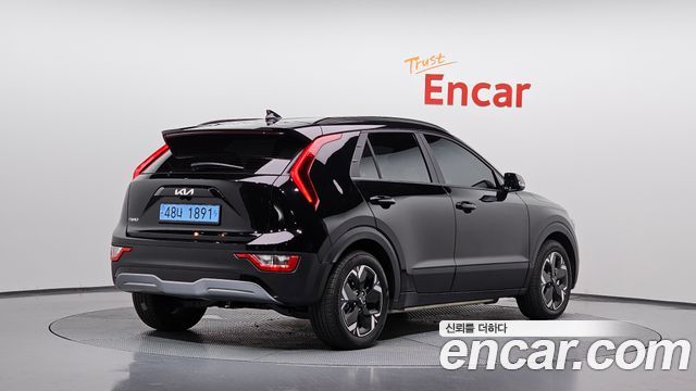 Kia Niro 2024 — photo 2