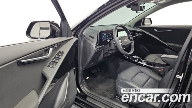 Kia Niro 2024 — photo 13