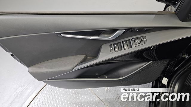 Kia Niro 2024 — photo 14