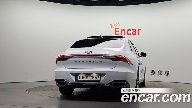 Hyundai Grandeur 2022 — photo 4