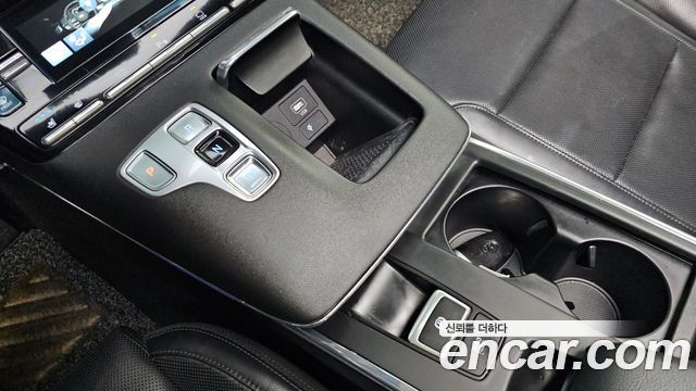 Hyundai Grandeur 2022 — photo 9