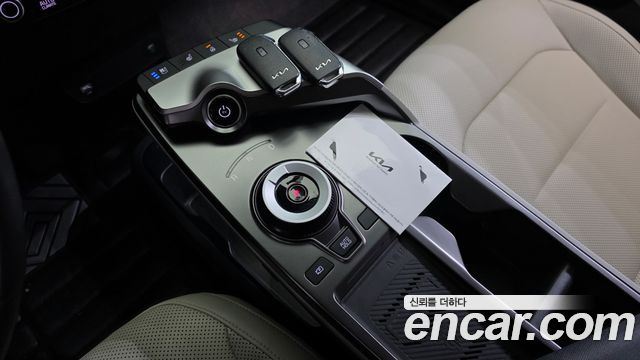 Kia EV6 2023 — photo 9