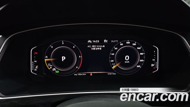 Volkswagen Tiguan 2022 — photo 8