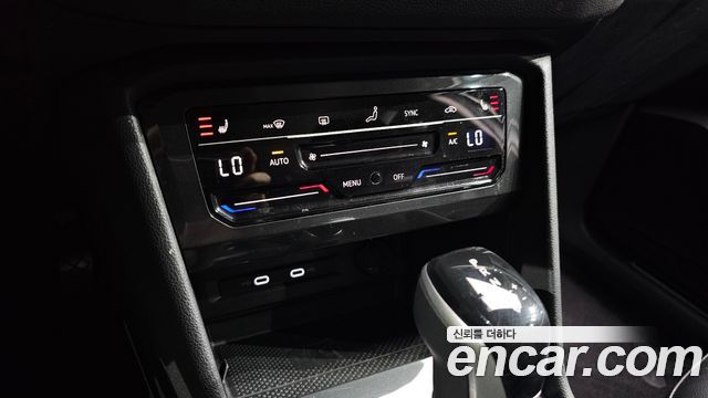 Volkswagen Tiguan 2022 — photo 19