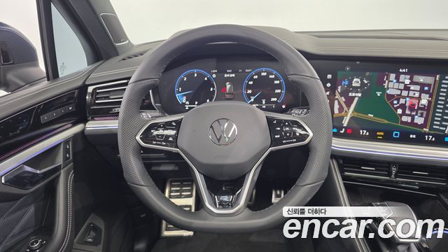 Volkswagen Touareg 2024 — photo 20