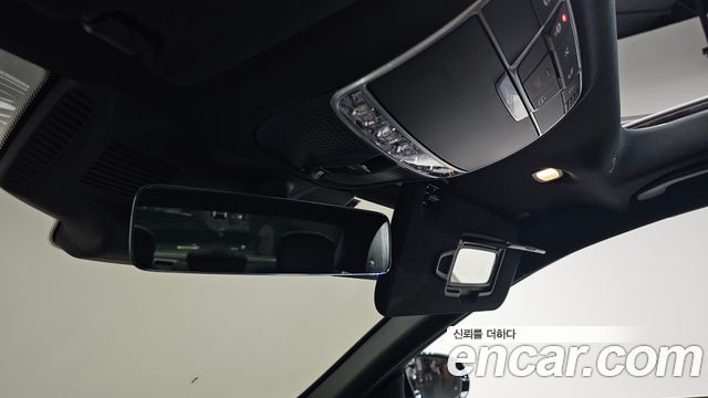 Mercedes-Benz S-Class 2020 — photo 33
