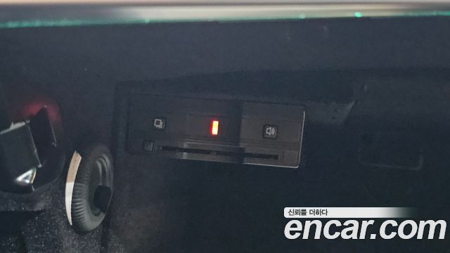 Mercedes-Benz S-Class 2020 — photo 35
