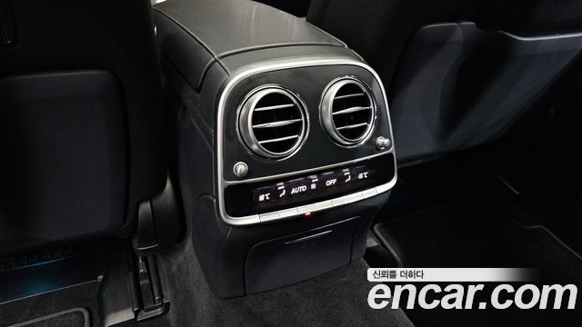 Mercedes-Benz S-Class 2020 — photo 36